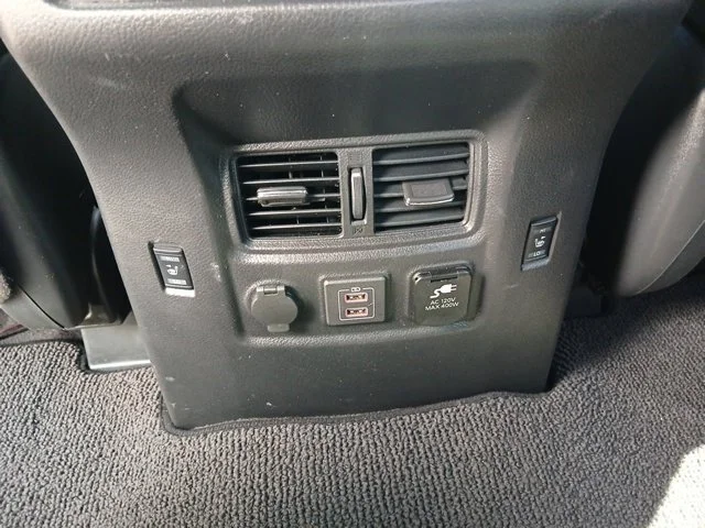Used 2021  Nissan PRO-4X image 16