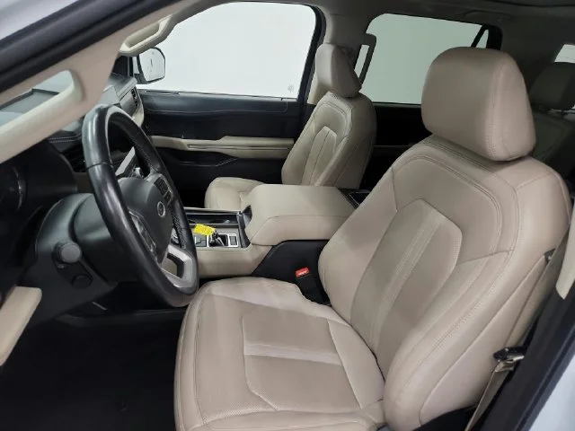 Used 2024 White Ford Limited image 15