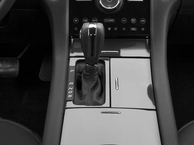 Used 2017 WHITE PLATINUM ME FORD SEL image 11