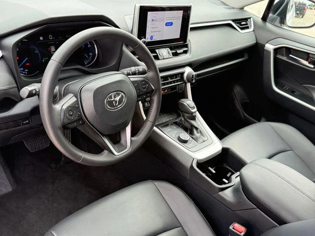 Certified Used 2024 WIND CHILL PEARL Toyota Hybrid XLE Premium image 9
