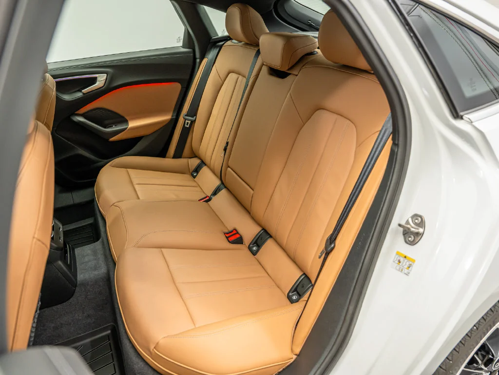 Used 2025 Glacier White Audi 2.0T Premium image 38