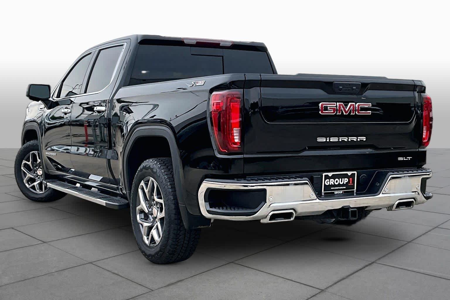 Used 2026 Onyx Black GMC SLT image 12