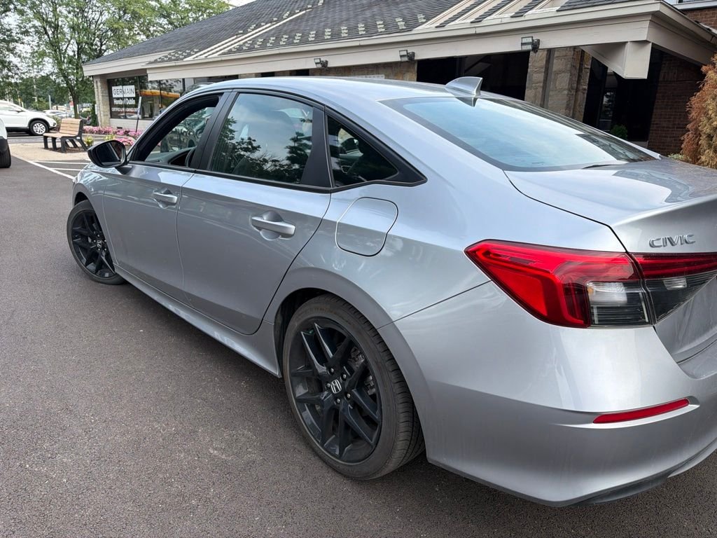 Certified Used 2023 Lunar Silver Metallic Honda Sport image 9