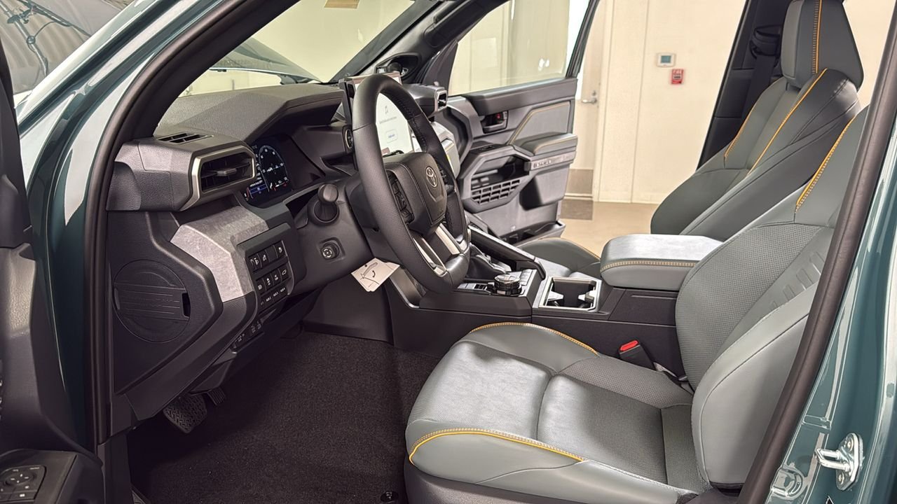 New 2026 Everest Toyota 4Runner Trailhunter image 11