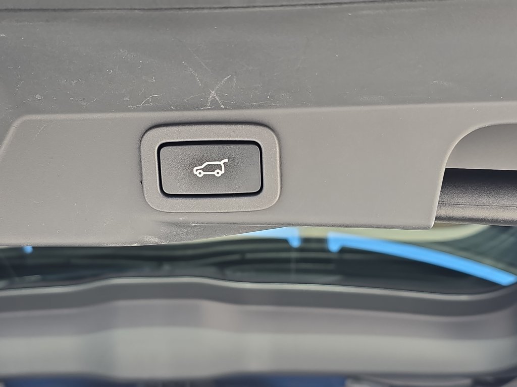 Used 2019 Gray Land Rover HSE Dynamic image 16