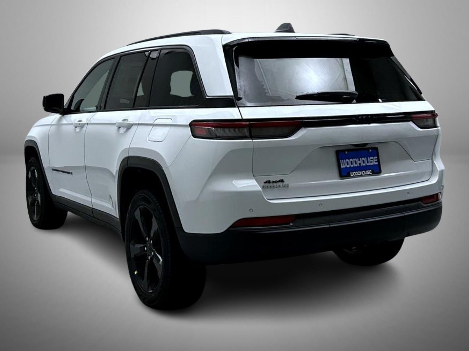 New 2026 Bright White Clear-Coat Exterior Paint Jeep Limited image 7