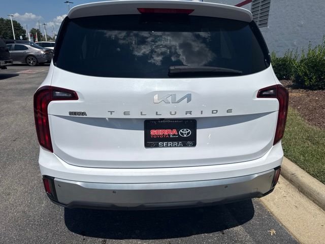 Used 2024 White Kia LX image 6