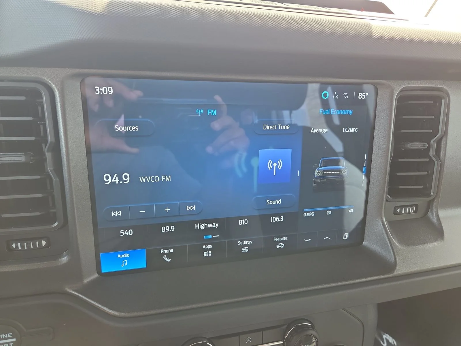 Used 2025 Azure Gray Metallic Ford Base image 20