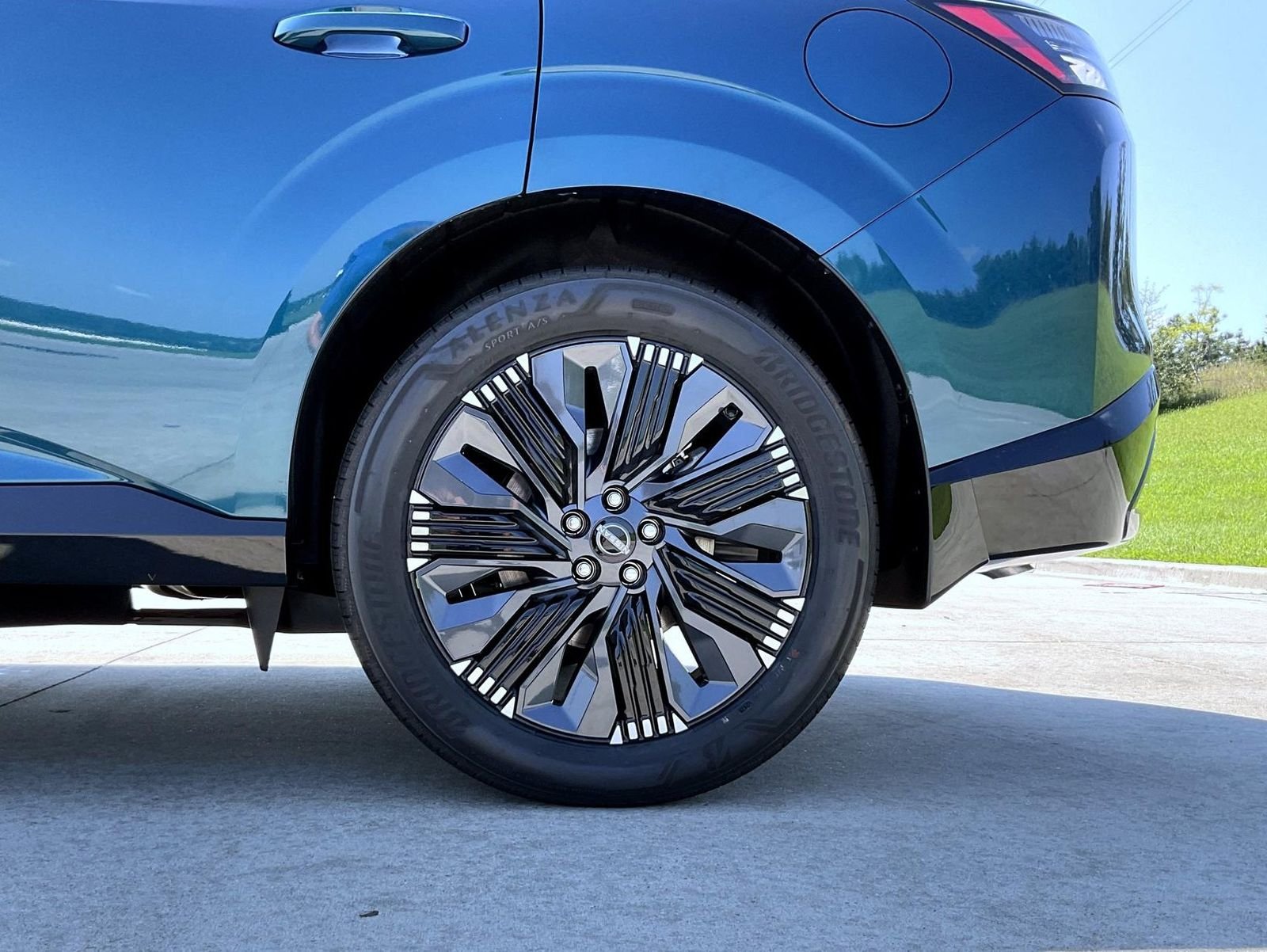 New 2027 Aurora Blue Pearl Metallic Nissan Platinum image 23