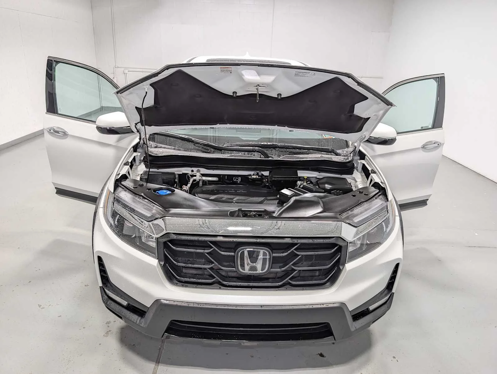 Used 2022 Platinum White Pearl Honda RTL-E image 11