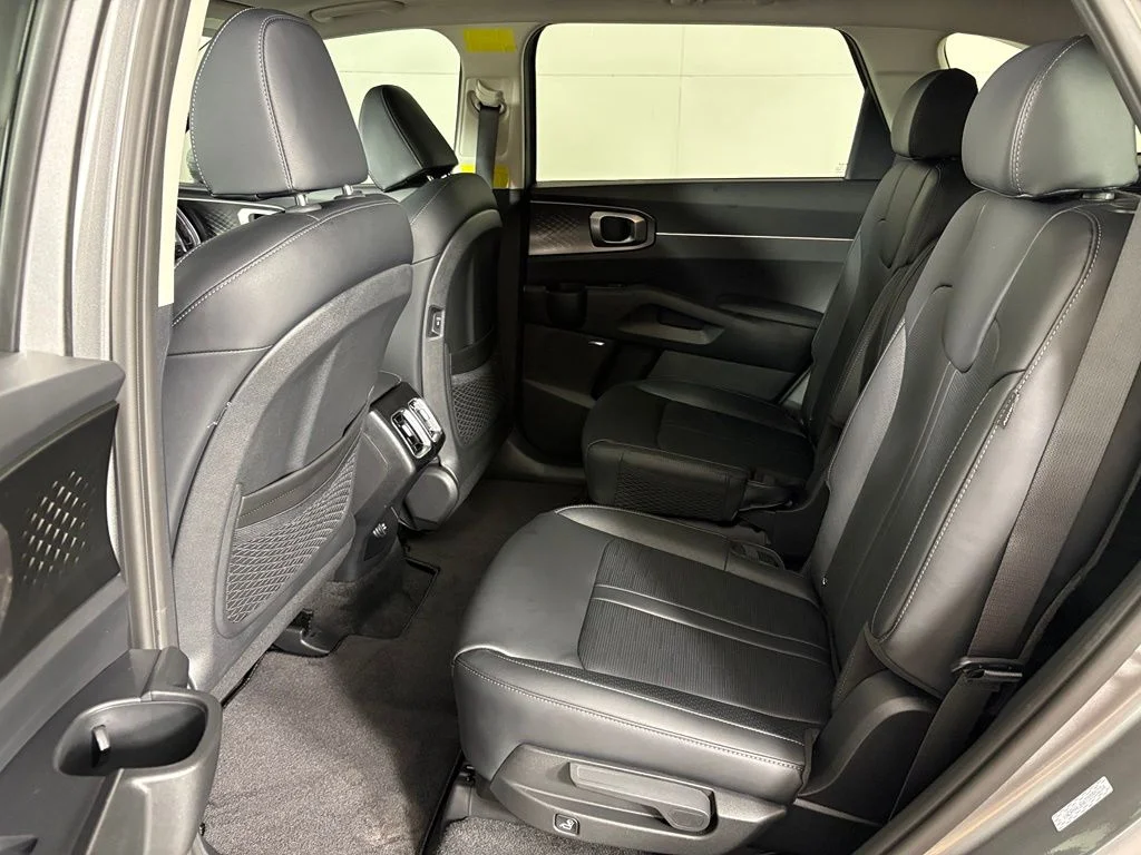 New 2026 Steel Gray Kia EX image 40