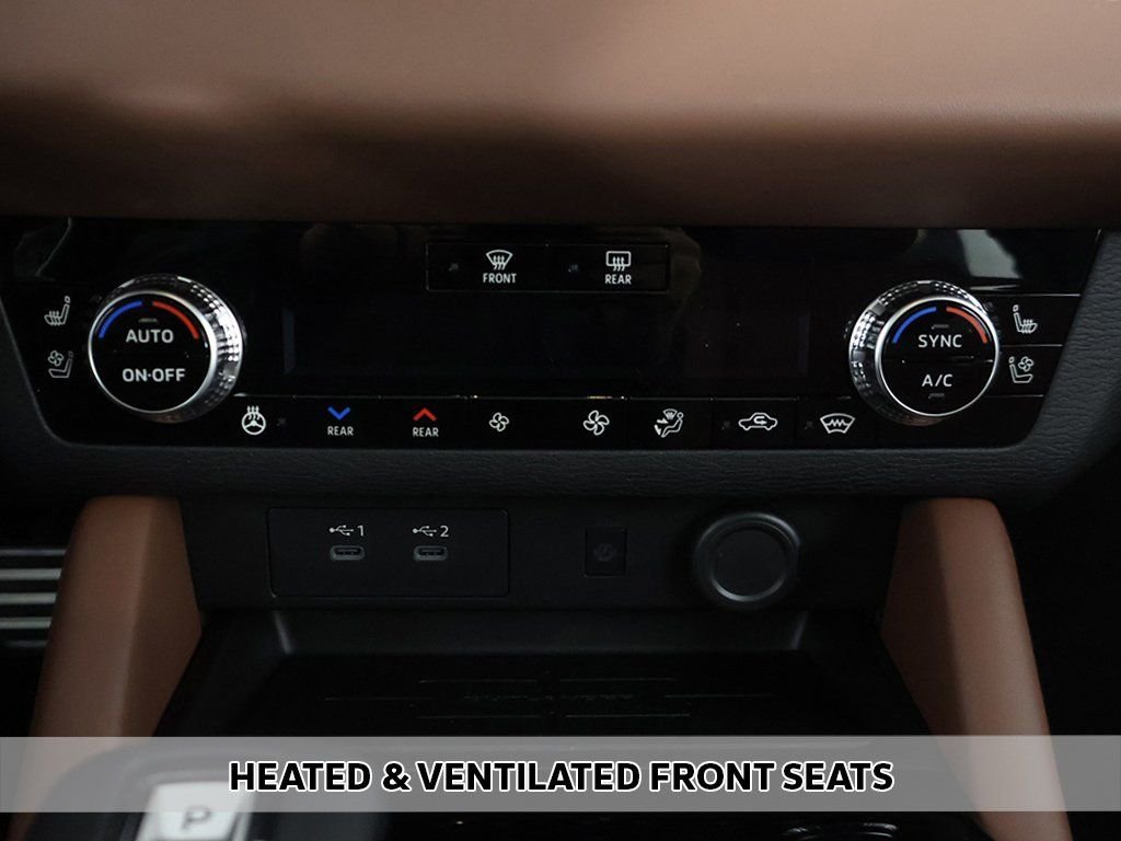 2025 Mitsubishi Outlander SEL - Photo 10