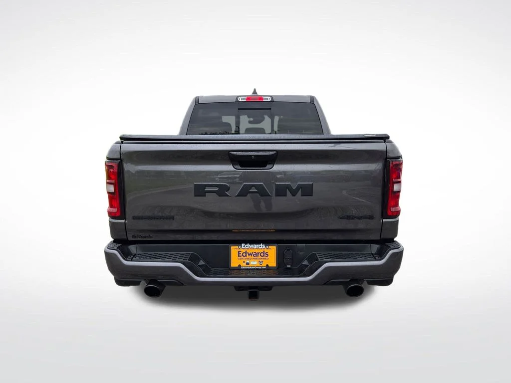 Certified Used 2025 Gray Ram Big Horn/Lone Star image 4
