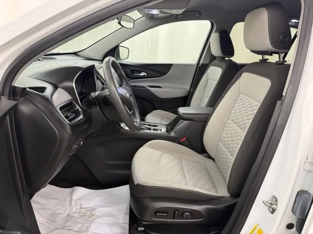 Used 2020 White Chevrolet LT image 9