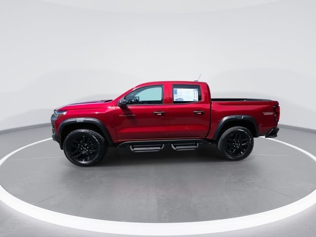 Used 2025 Red Chevrolet Trail Boss image 5