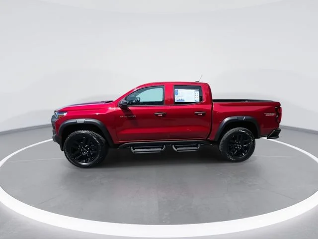 Used 2025 Red Chevrolet Trail Boss image 5
