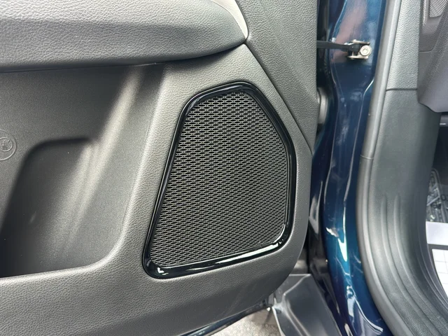 Used 2024 Blue Jeep Limited image 30