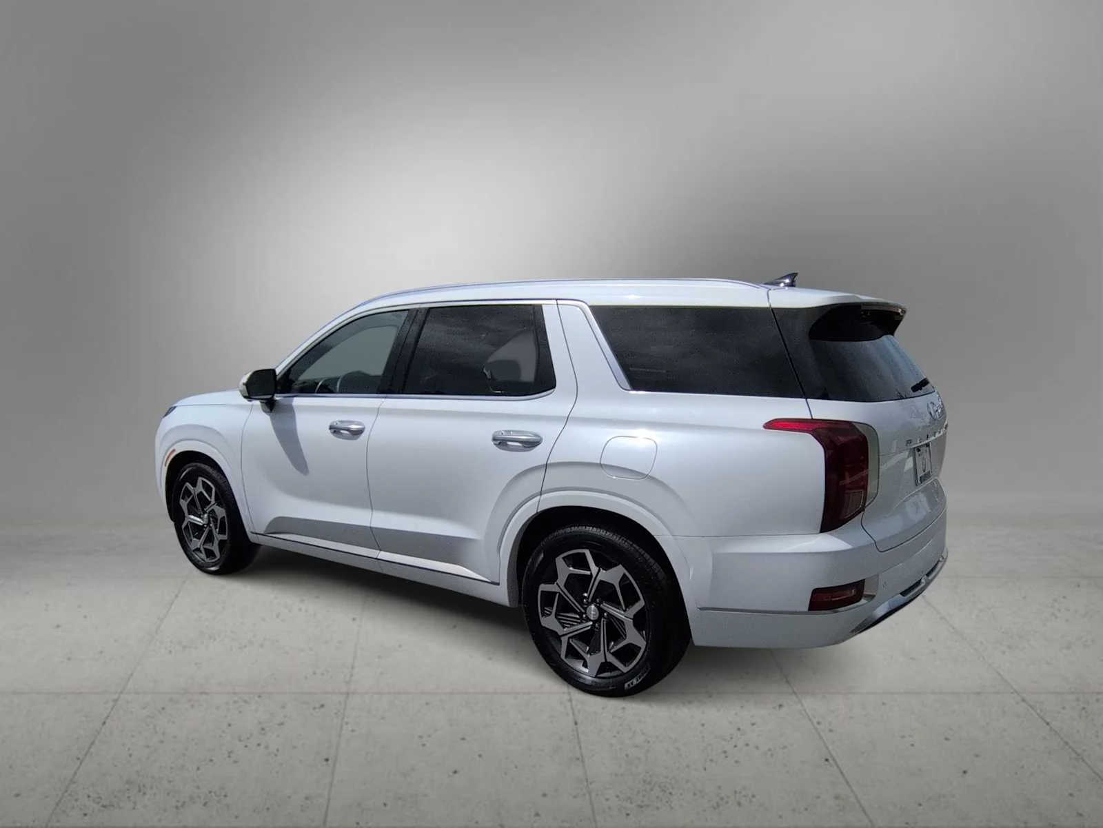 Used 2022 White Hyundai Calligraphy image 6