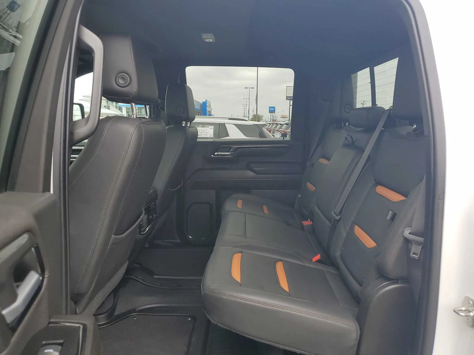 Used 2024 Summit White GMC AT4 image 13