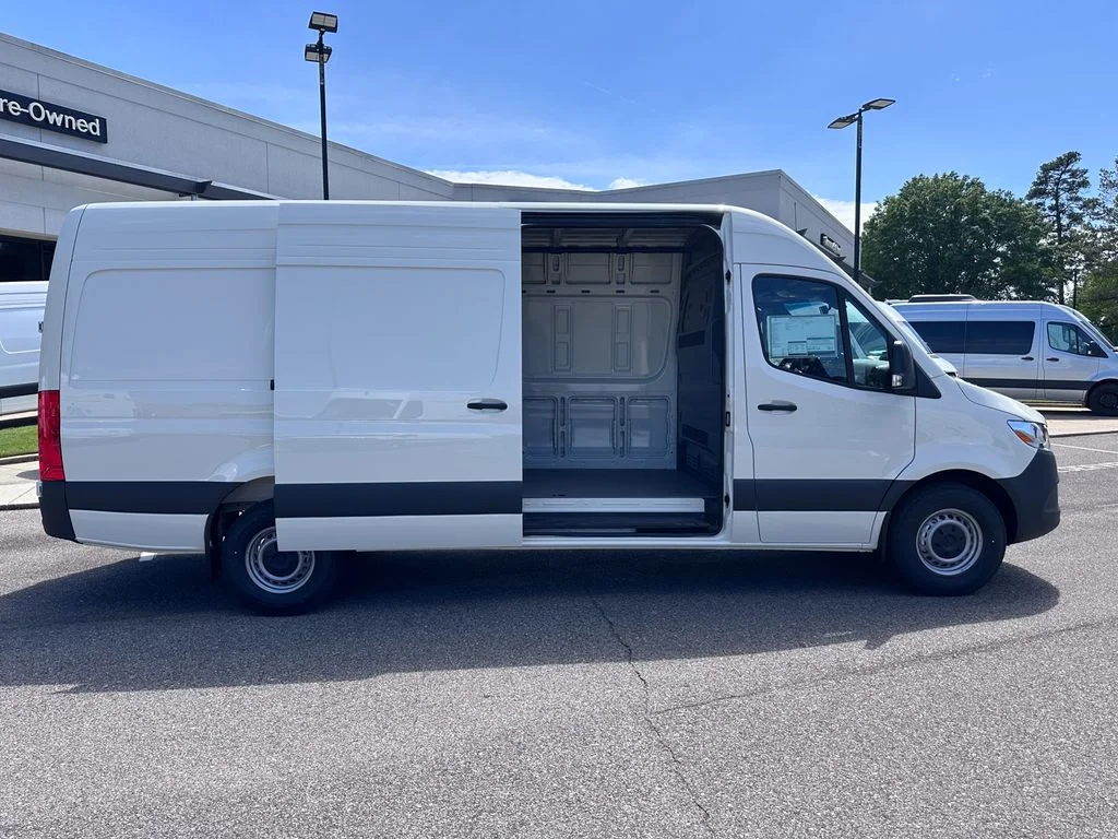2025 Mercedes-Benz Sprinter Cargo Van Base - Photo 25