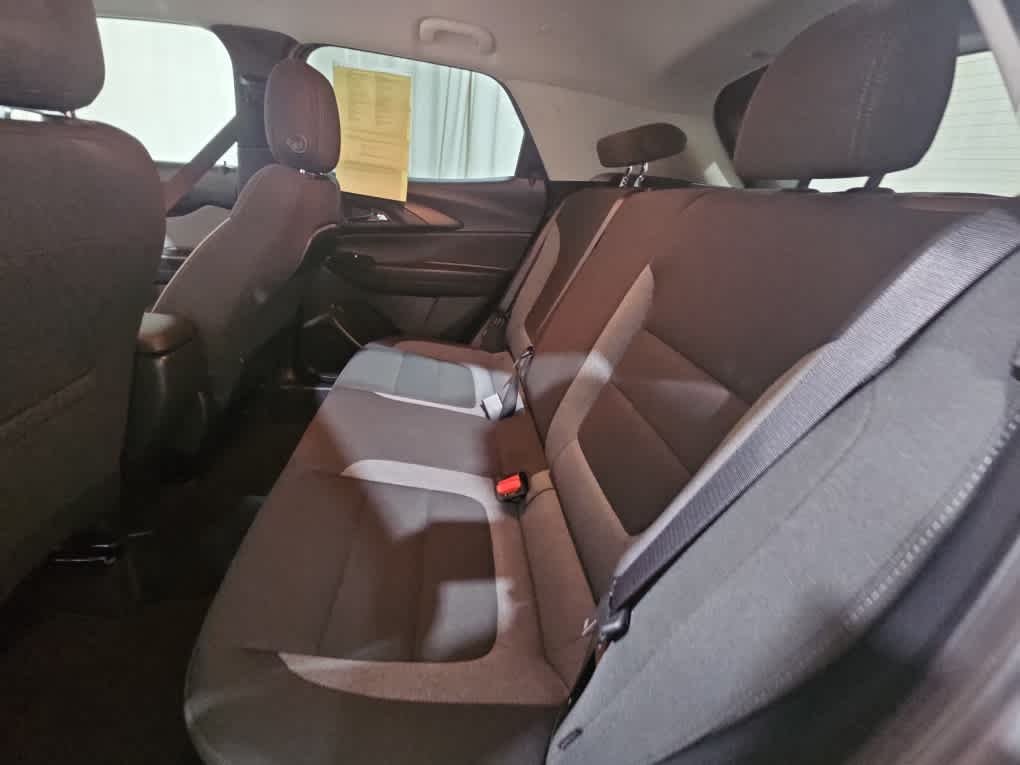 Used 2025 Sterling Gray Metallic Chevrolet LT image 13