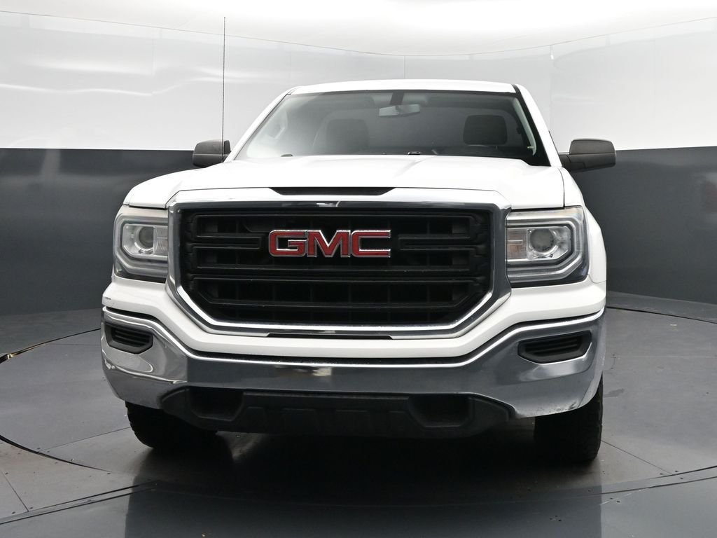 Used 2016 White GMC Base image 10