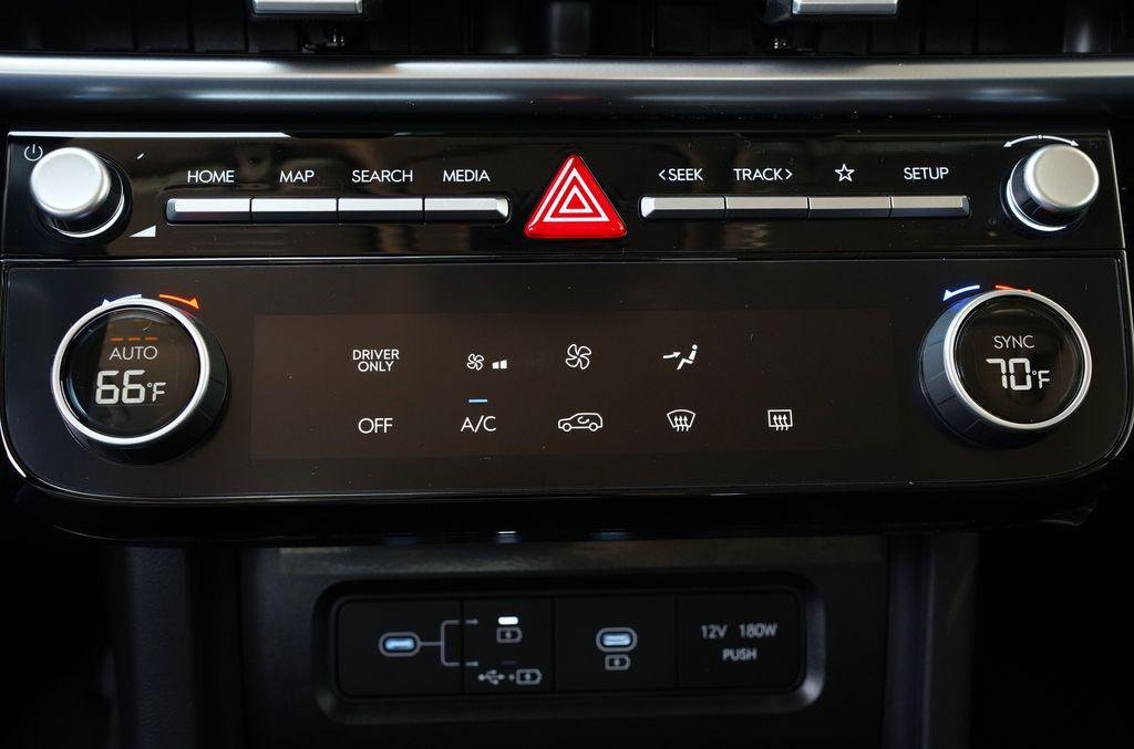 New 2026 Shimmering Silver Hyundai Blue SE image 19
