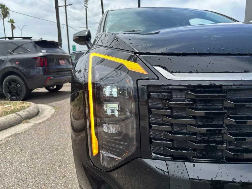 New 2026 Black Kia EX image 3