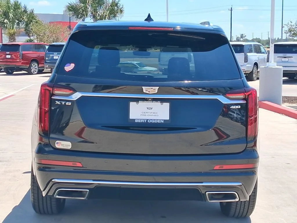 Used 2022 STELLAR BLACK METALLIC Cadillac Premium Luxury image 5