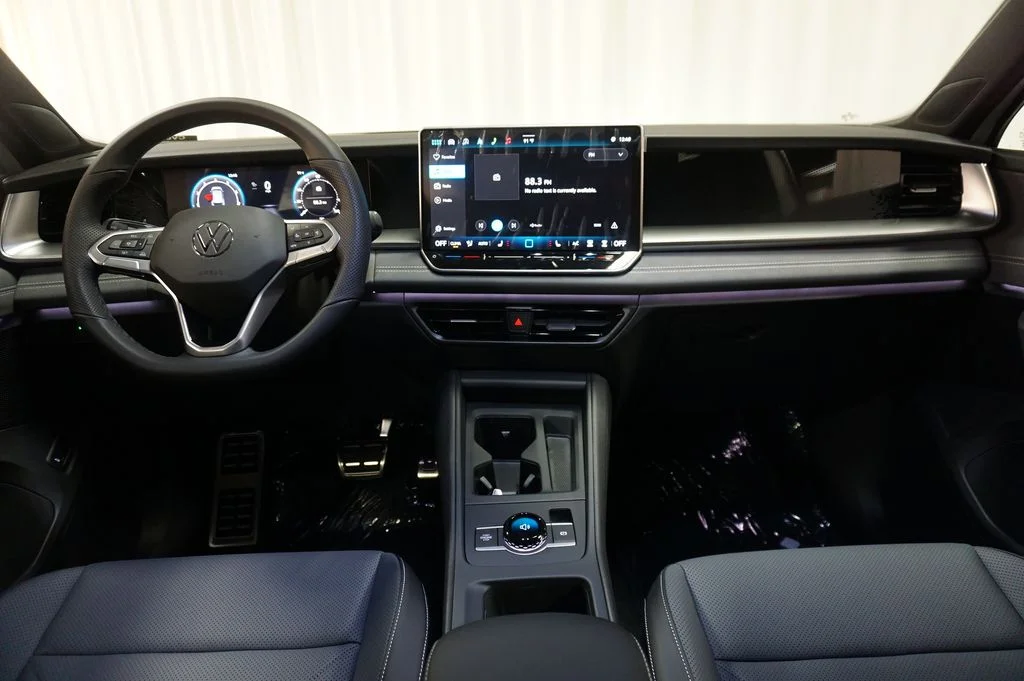 New 2026 White Volkswagen 2.0T SE R-Line Black image 14