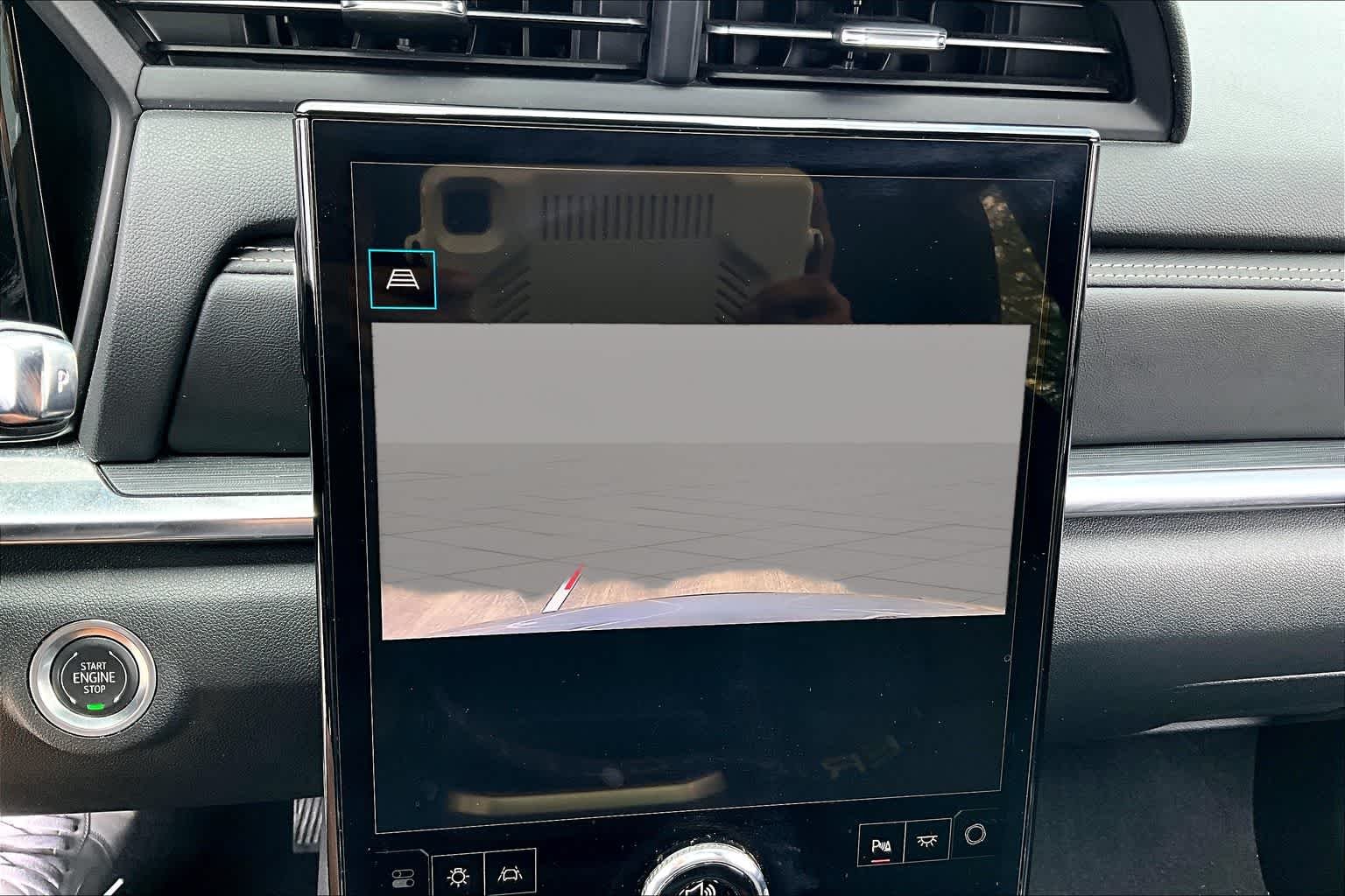 Used 2025 Sterling Metallic GMC FWD Elevation image 25