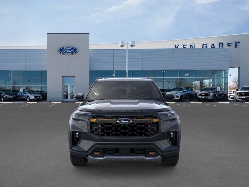 New 2026 Agate Black Metallic Ford Tremor image 7
