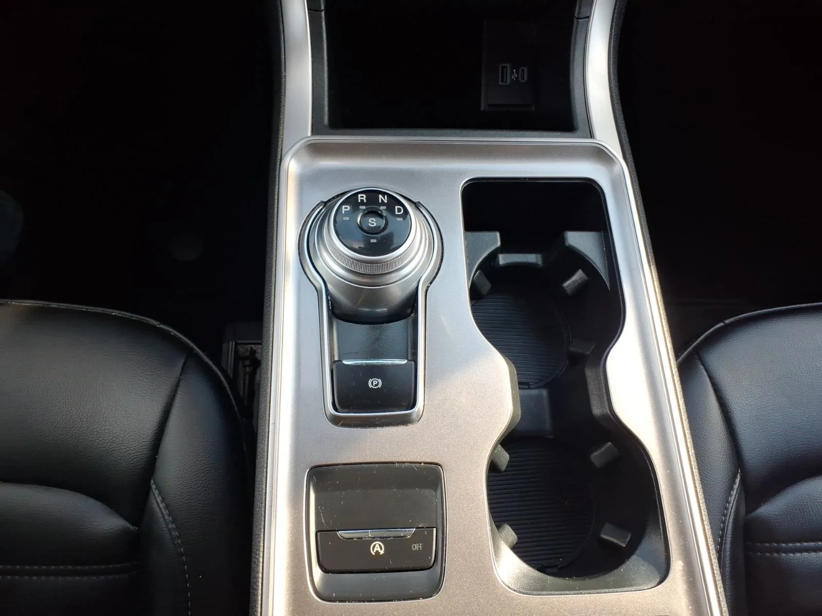 Used 2024 Blue Metallic Ford SEL image 17
