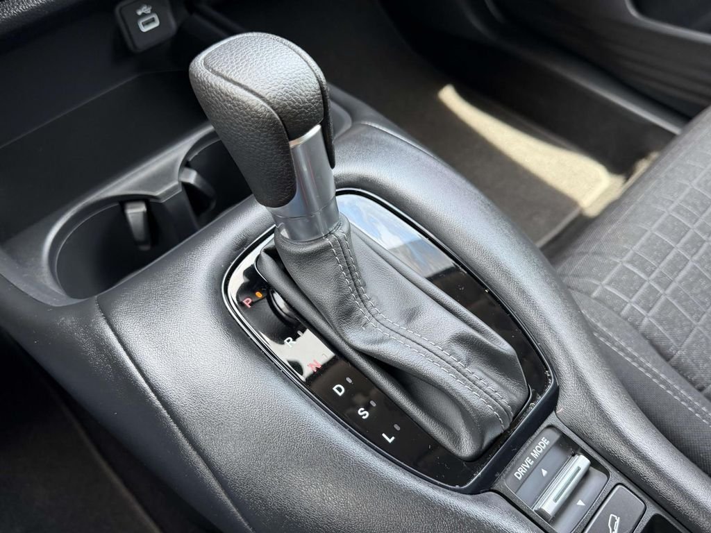 Used 2025 Gray Honda LX image 6