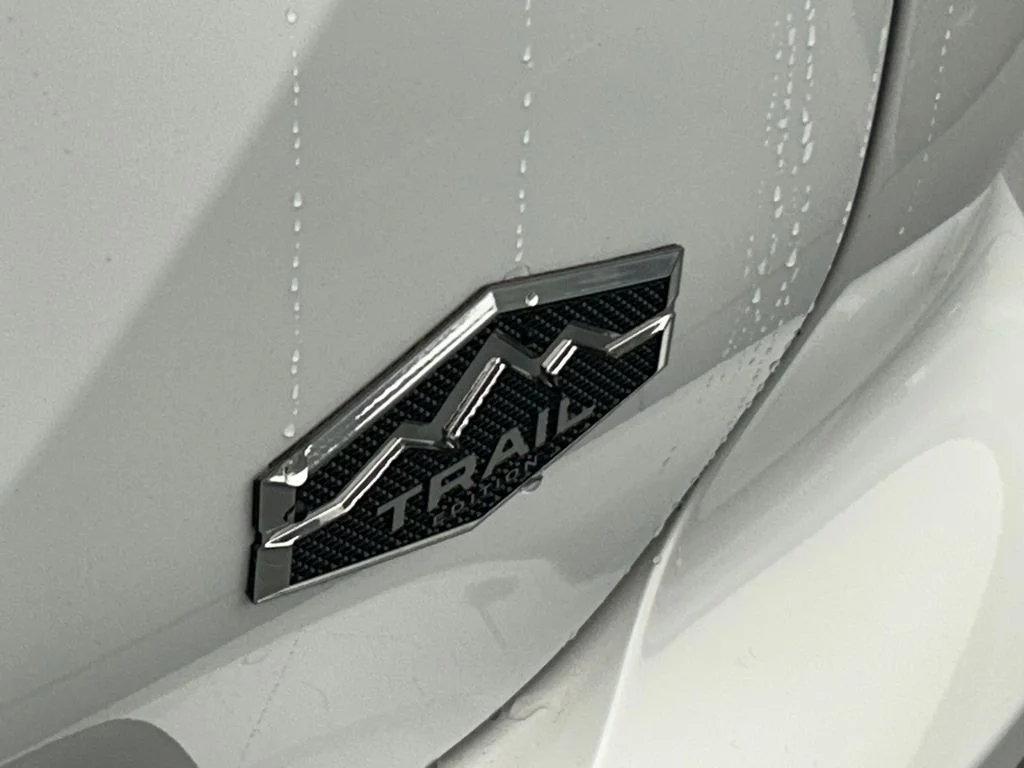 New 2026 White / Black Mitsubishi Trail Edition image 42