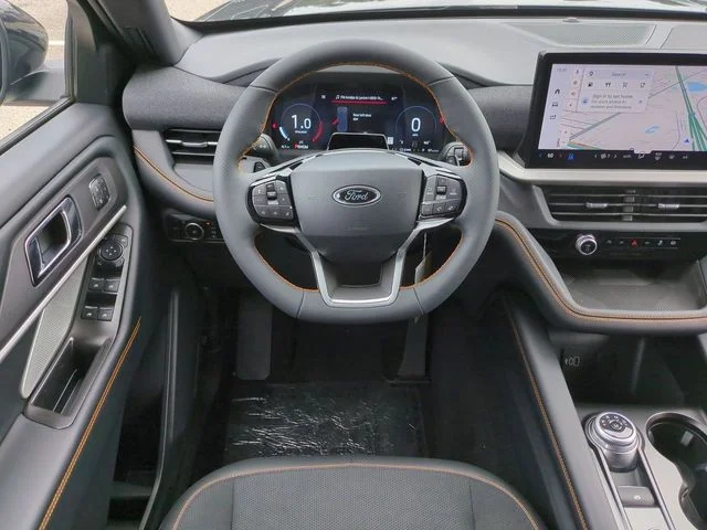 New 2026 Carbonized Gray Metallic Ford Tremor® image 16