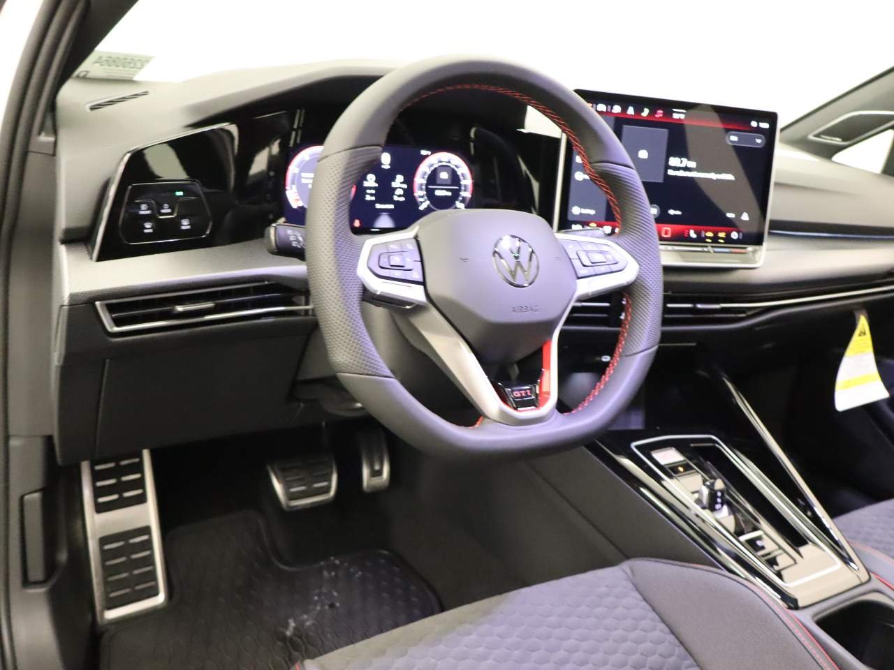 2026 Volkswagen Golf GTI SE - Photo 13