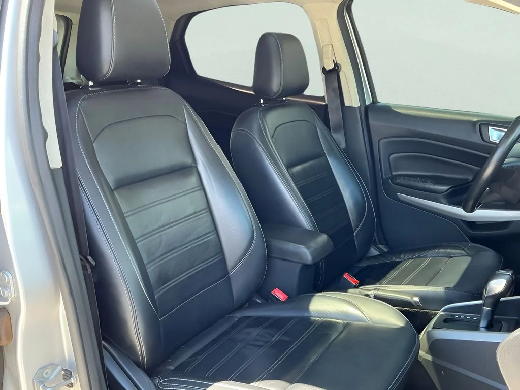 Used 2018 Silver Ford Titanium image 14