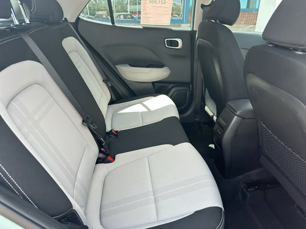 Used 2025 Mirage Green Hyundai SEL image 30