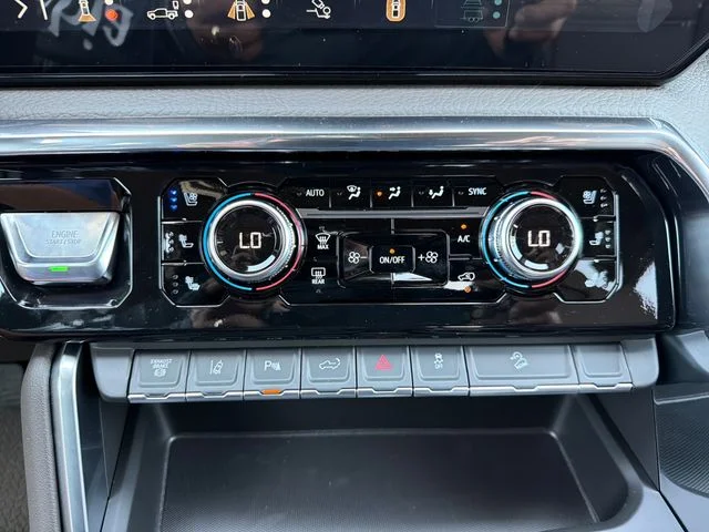 2026 GMC Sierra 2500HD Denali - Photo 14
