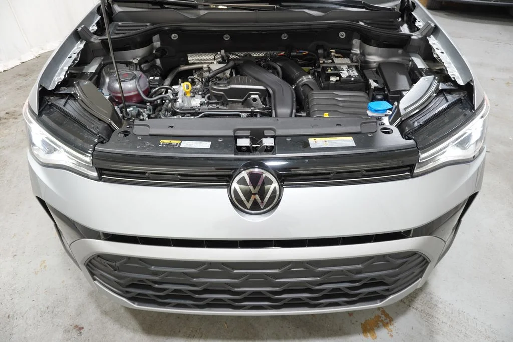 Certified Used 2026 Silver Volkswagen 1.5T SE image 27