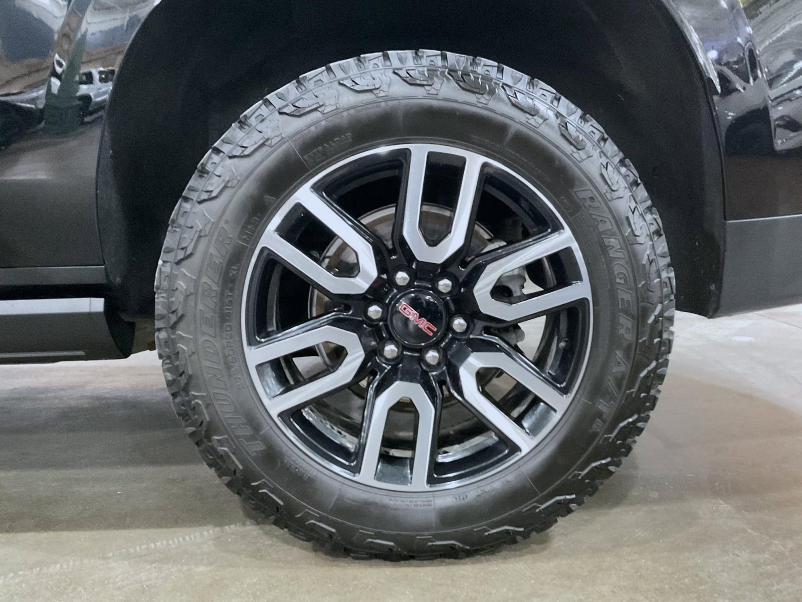 2023 GMC Yukon XL AT4 - Photo 24