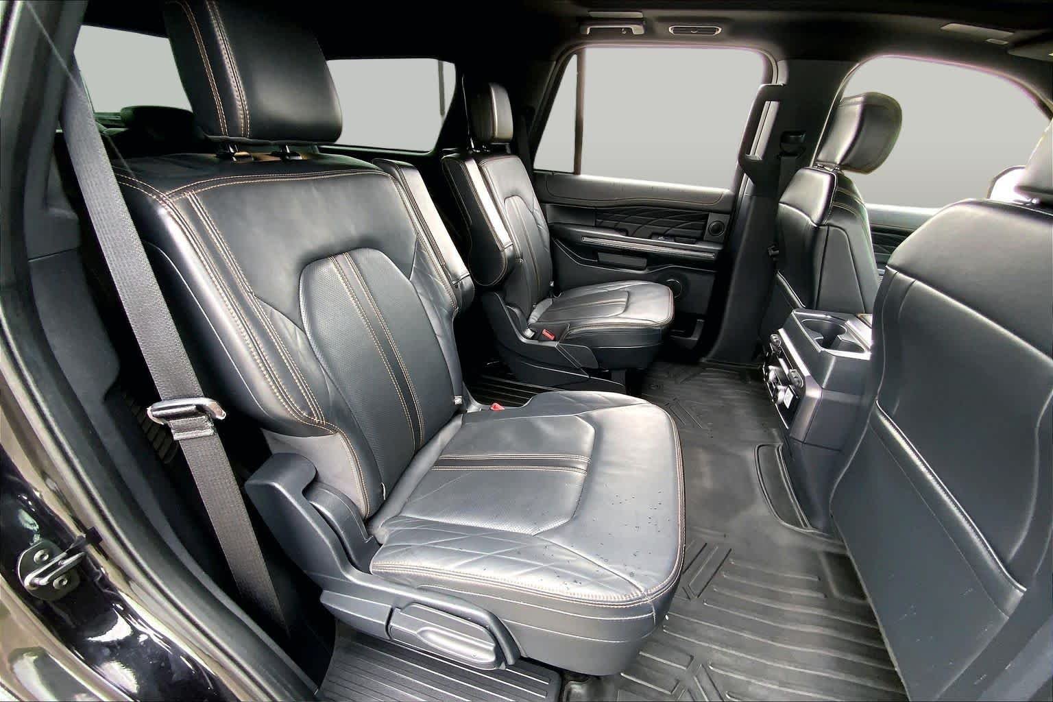 Used 2023 Agate Black Ford Platinum image 19