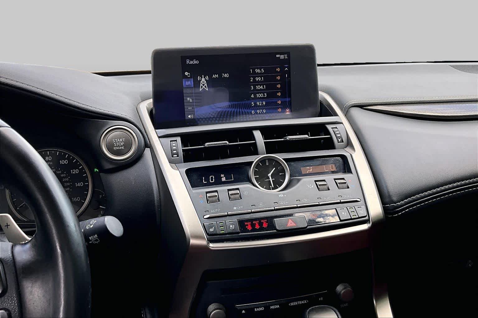 Used 2021 Eminent White Pearl Lexus  image 7