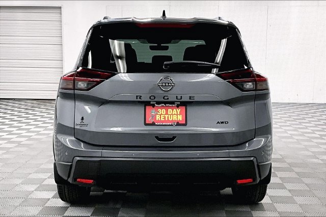 New 2026 Gun Metallic Nissan Dark Armor image 5