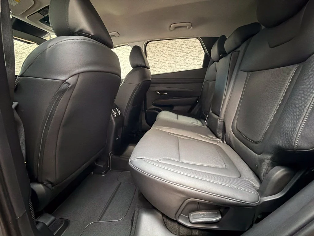New 2026 Hampton Gray Hyundai SEL Plus image 14