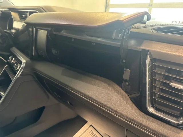 2025 GMC Sierra 3500HD Denali - Photo 39