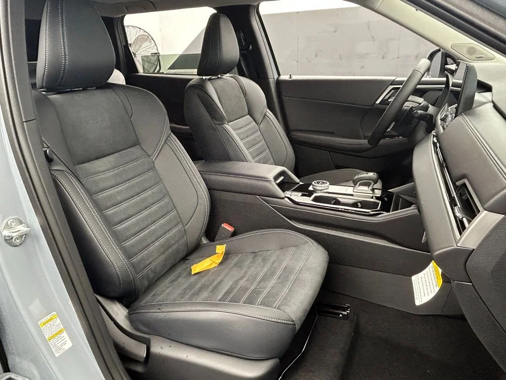 2025 Mitsubishi Outlander Trail Edition - Photo 52
