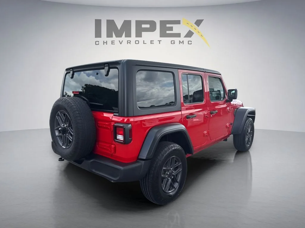 Used 2025 Red Jeep Sport S image 5