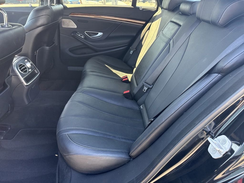 Used 2017 Black Mercedes-Benz S 550 image 13